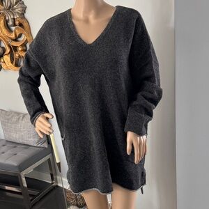 Eileen Fisher 100% Cashmere Sweater